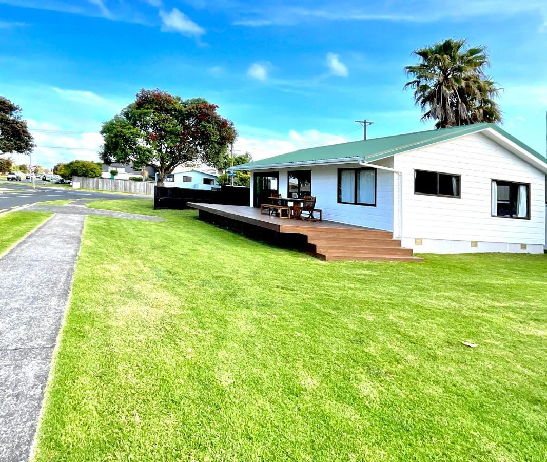 Villa Bach On Clyde Mount Maunganui Esterno foto